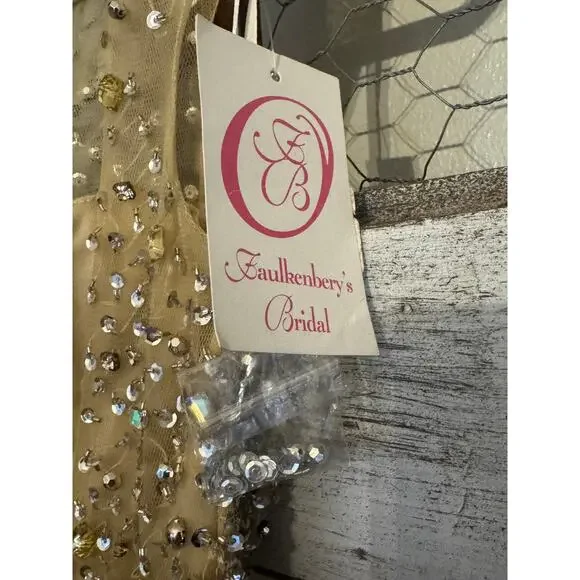 Mac Duggal Prom Formal Homecoming Nude Silver Size 2 NWT - Picture 7 of 10